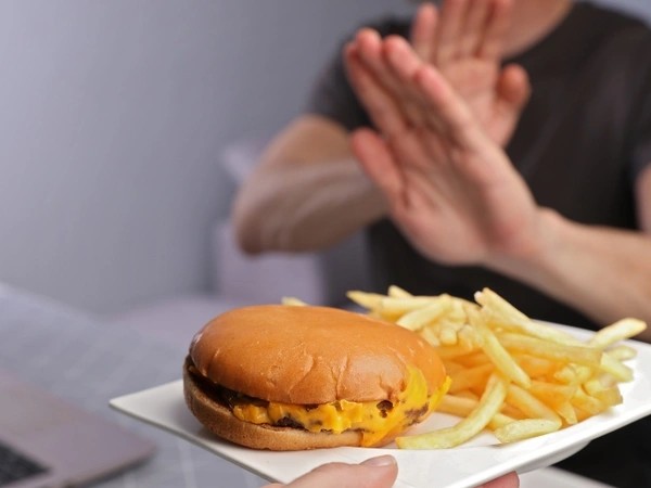 burger-diatrofi-xolisteroli.jpg